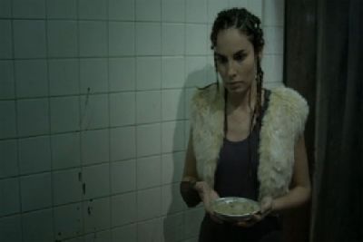 1x02 - Suelo bajo sus pies
